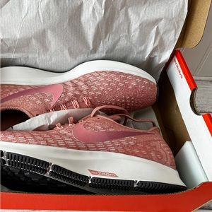 New in Box- Nike Air Zoom Pegasus Trainers Pink Size 9